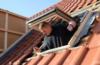 Pose de fenêtres de toit Velux à Habarcq